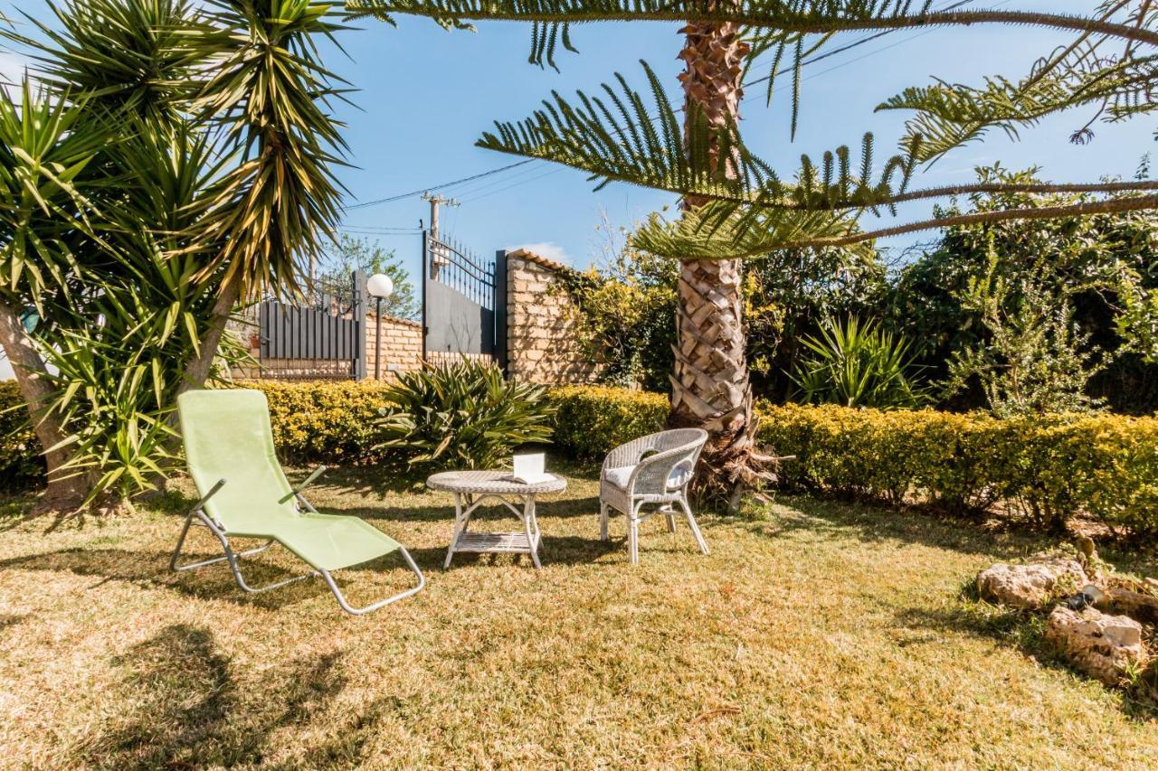 Villa Rosa Near The Sandy Beach, Parking & Wifi Noto Exterior photo