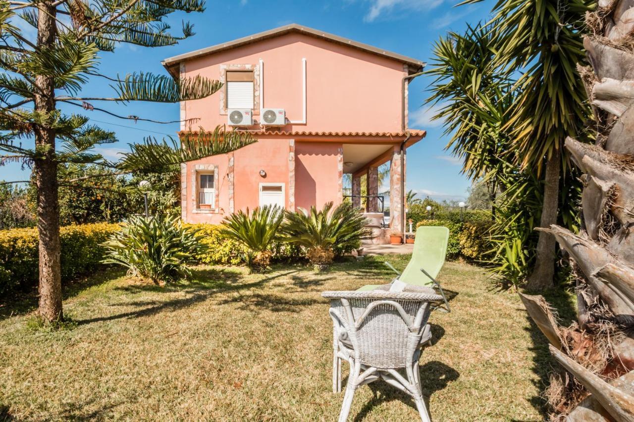 Villa Rosa Near The Sandy Beach, Parking & Wifi Noto Exterior photo